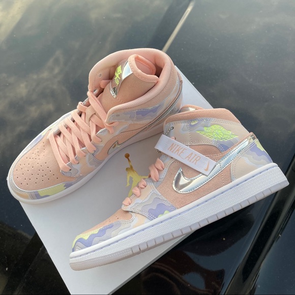 Air Jordan 1 Mid Women's - Picture 6 of 6